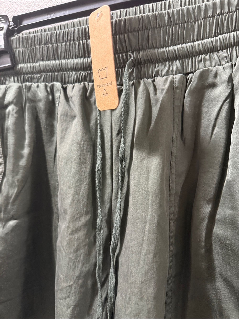 Miss Love Olive Pia Pants featuring a wide-leg fit, cargo pockets, high- SM - Picture 5 of 7